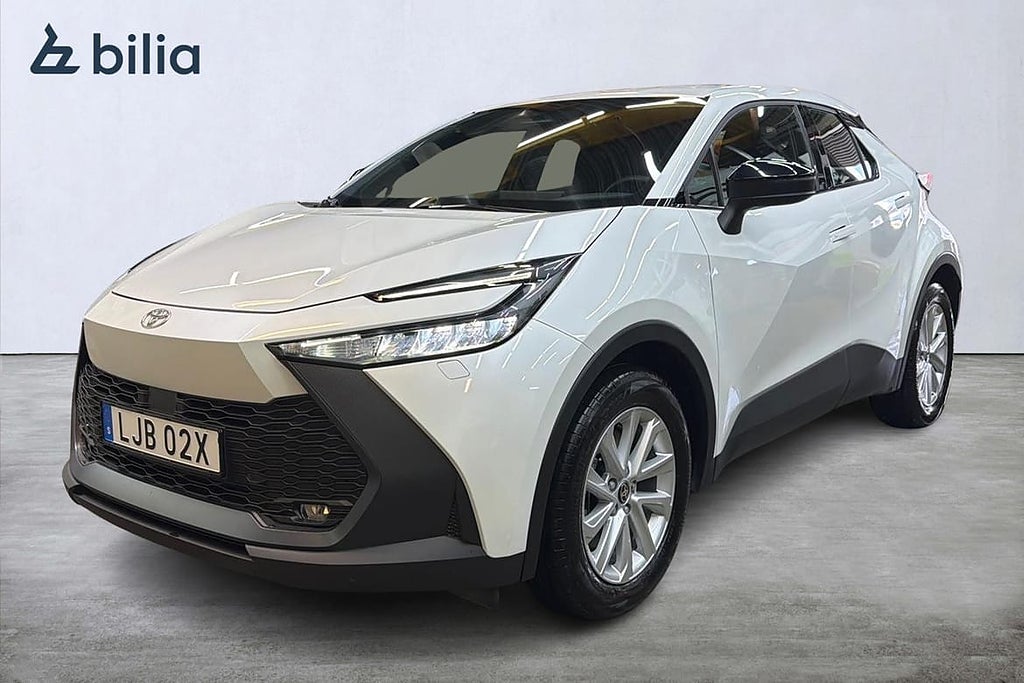 Toyota C-HR 2,0 Laddhybrid Active Appstyrd Värmare
