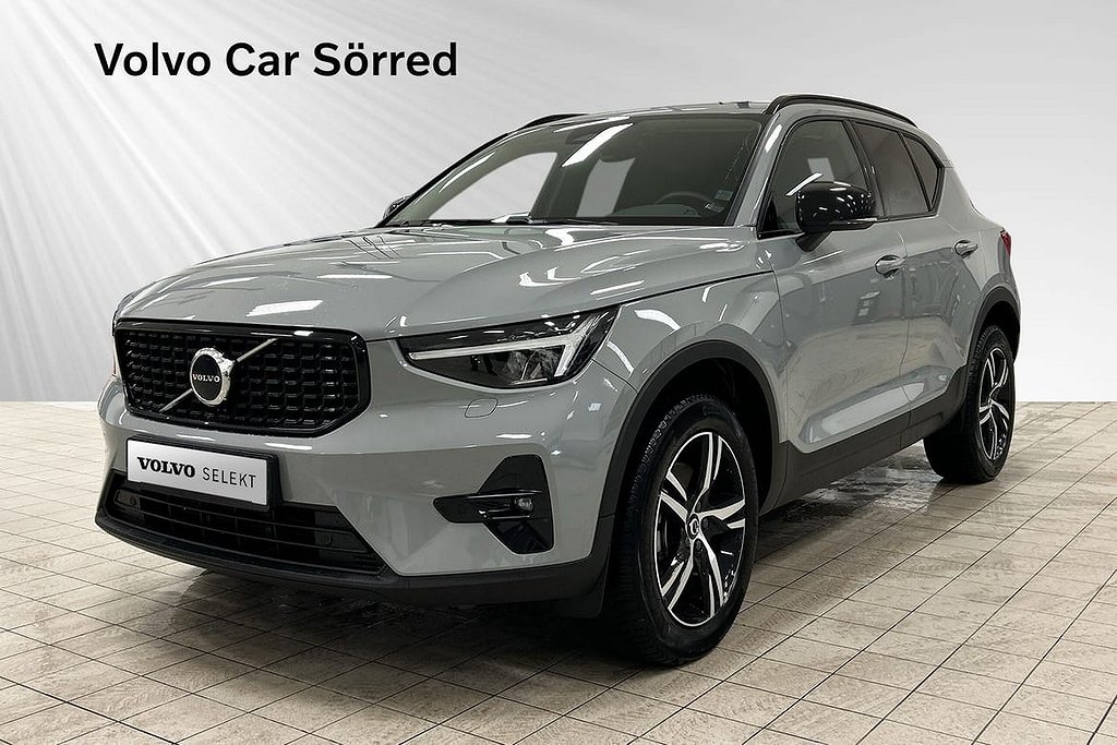 Volvo XC40 B4 FWD Bensin Plus Dark