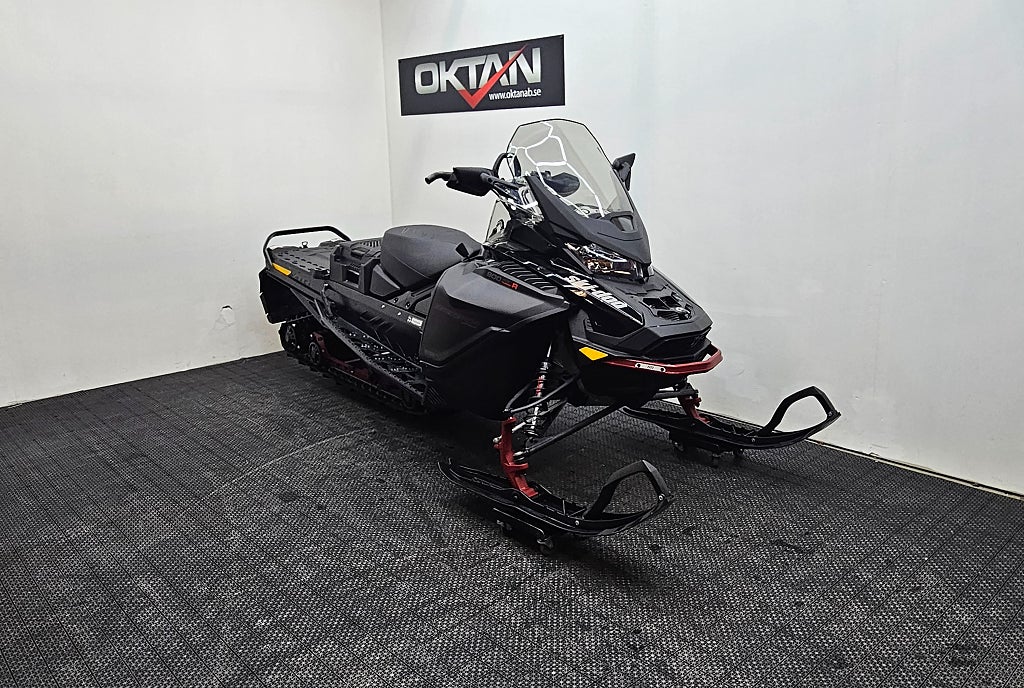 Ski-Doo Expedition Xtreme 900 ACE Turbo R 