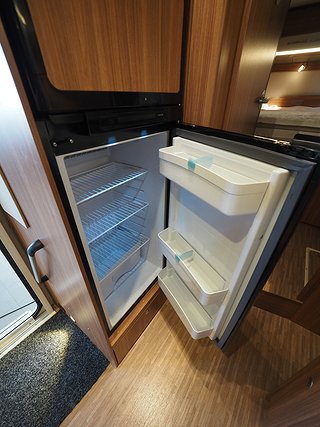 Husbil-halvintegrerad Carado T 449 15 av 22