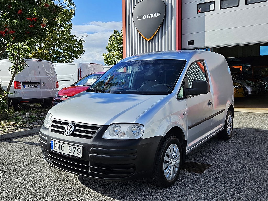 Volkswagen Caddy Kombi 1.9 TDI DPF 8v Manuell, 105hk Nybesiktad Dragkrok