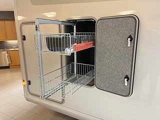 Husbil-integrerad Frankia PLATIN 10 av 33