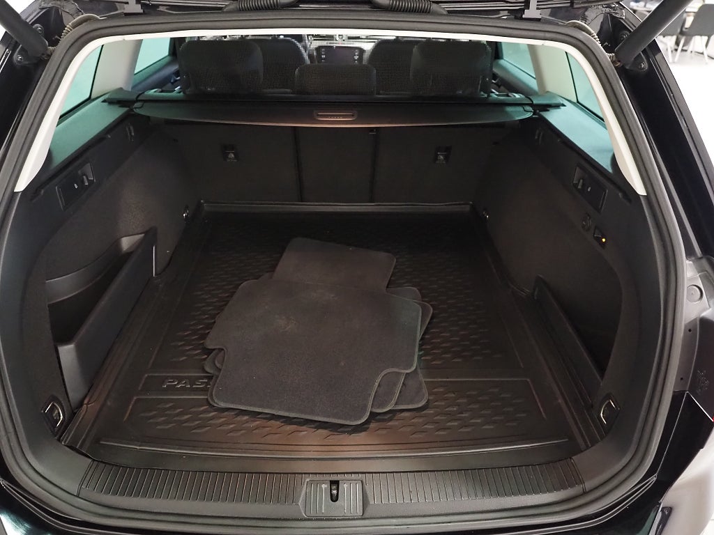 Volkswagen Passat SC 2.0 TDI 4Motion GT R-Line Cockpit Drag Skinn Kamera 2018