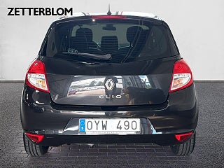 Halvkombi Renault Clio 4 av 15