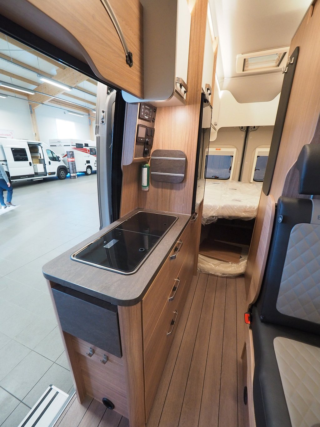 Weinsberg CaraBus 600 MQH Edition Fire 2025