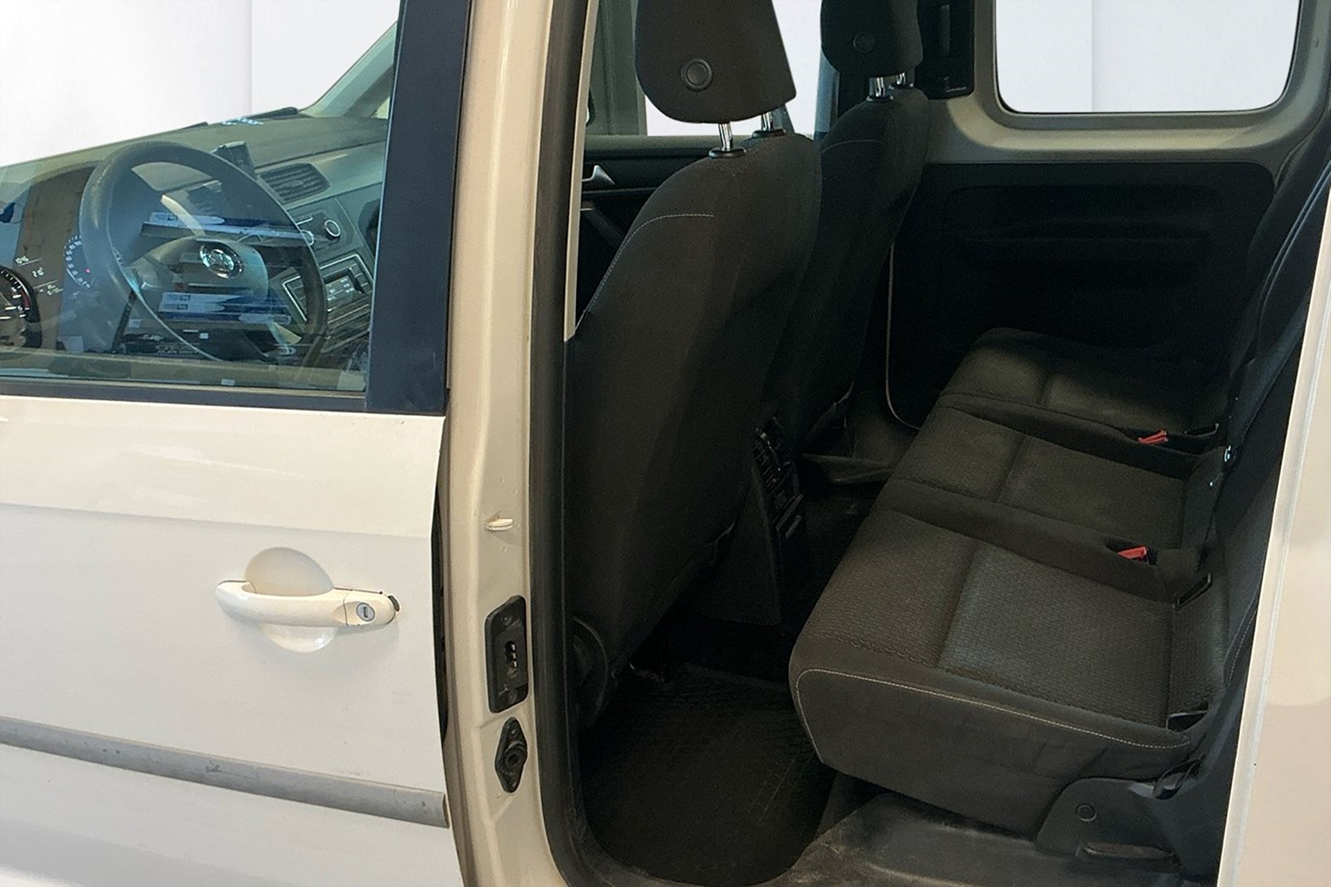 Volkswagen Caddy Maxi 2018, bild 6/29