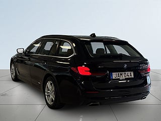 BMW 530e xDrive Touring MOMS Drag Kamera Rattvärme Navi S&V-däck