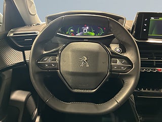 Peugeot 2008 1.2 PureTech 130 Kamera Ad. Farthållare Psens S&V-hjul – bild 15
