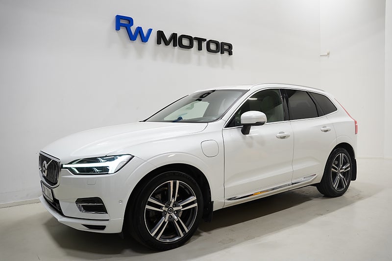 SUV Volvo XC60 1 av 32
