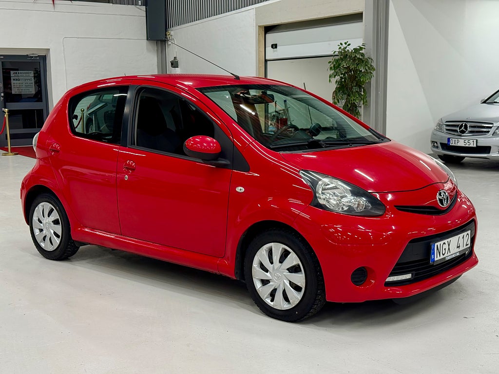 Toyota Aygo 5-dörrar 1.0 VVT-i 11700 Mil/ Värmare  - miniatyr 8
