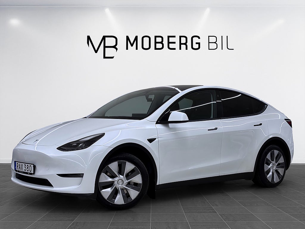 Tesla Model Y Long Range AWD 514hk Pano Läder Drag B-Kamera