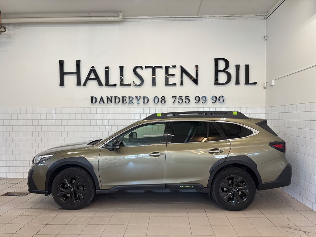 Subaru Outback 2.5 4WD XFuel Aut Field Skinn Drag Svensksåld