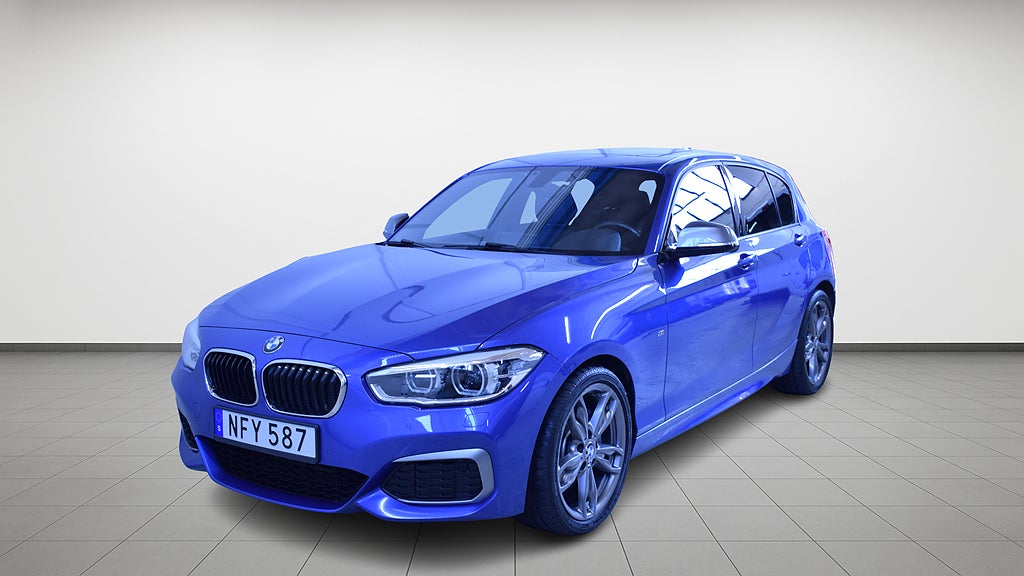 BMW M135i xDrive 370hk Auto Taklucka Carplay Helskinn