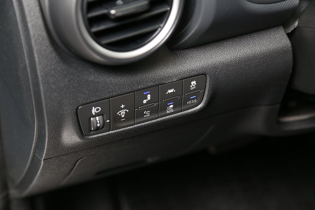 Hyundai Kona Electric 64 kWh Premium 204hk Skinn Navi 1ägare 2020