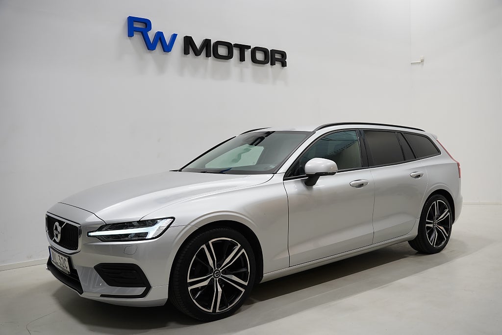 Volvo V60 D3 AWD 150hk Momentum D-värmare VOC P-sensorer 19"