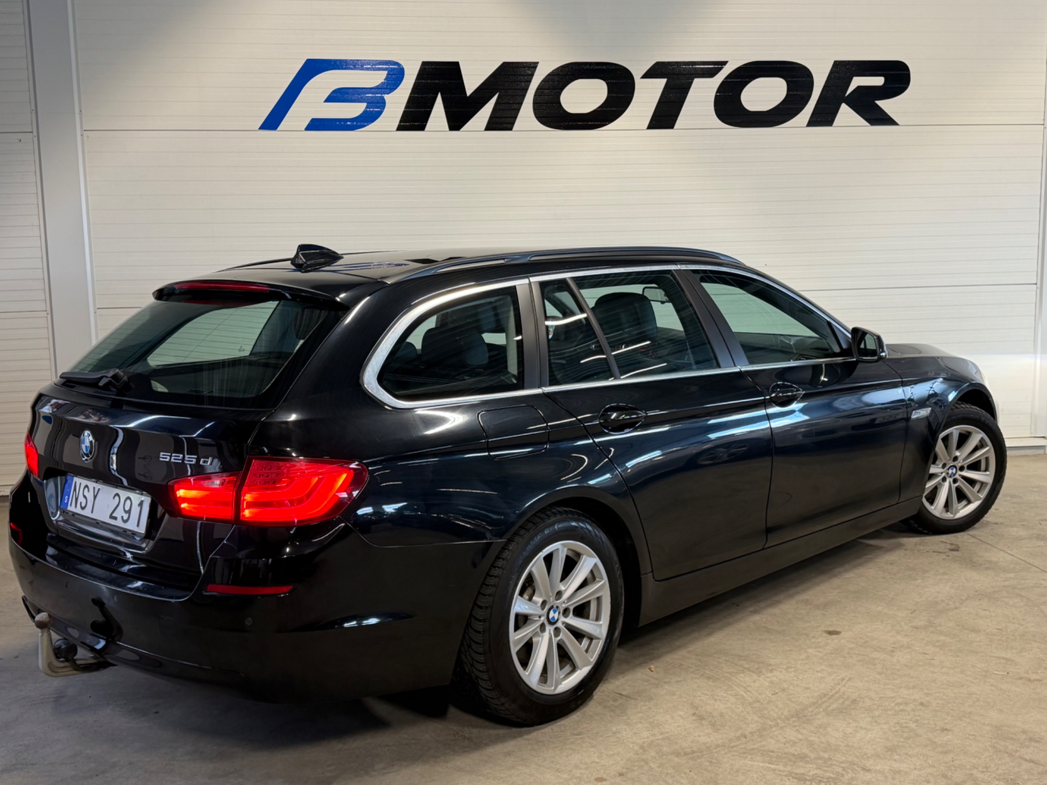 BMW 525 d Touring Euro 5 2011, bild 3/10