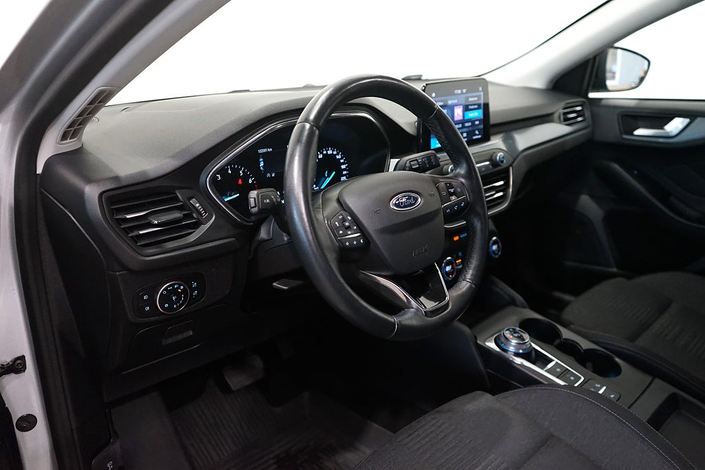 Ford Focus 1.0 EcoBoost Launch Edition B-kamera Carplay 125hk