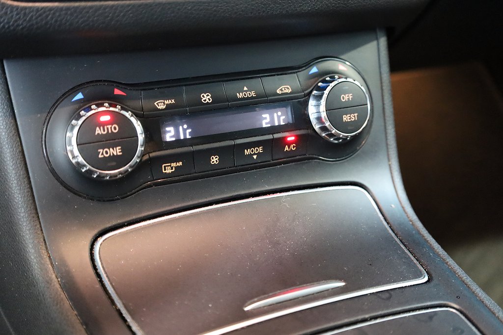 Mercedes-Benz B 180 d 7G-DCT Urban Apple Carplay Blåtand 2017