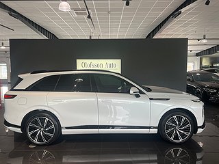 SUV XPENG G9 2 av 11