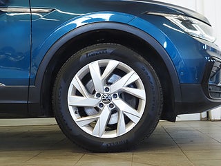 SUV Volkswagen Tiguan 8 av 25