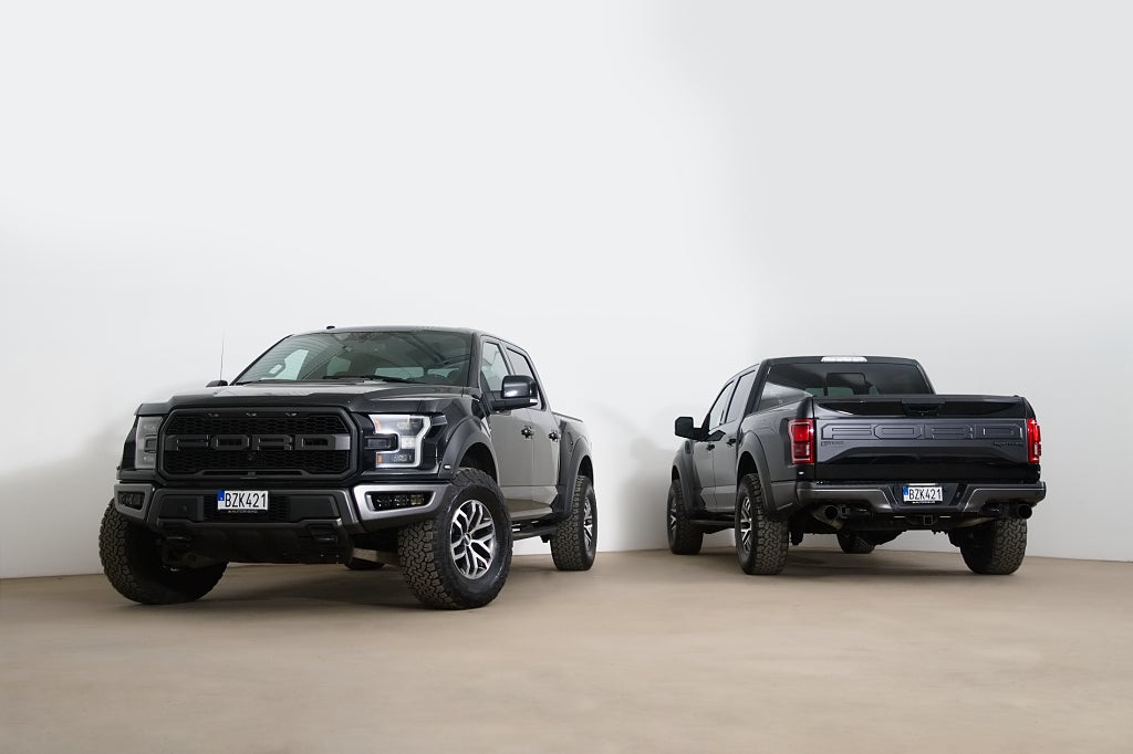 Ford F-150 Raptor / Ny motor / Sv-såld