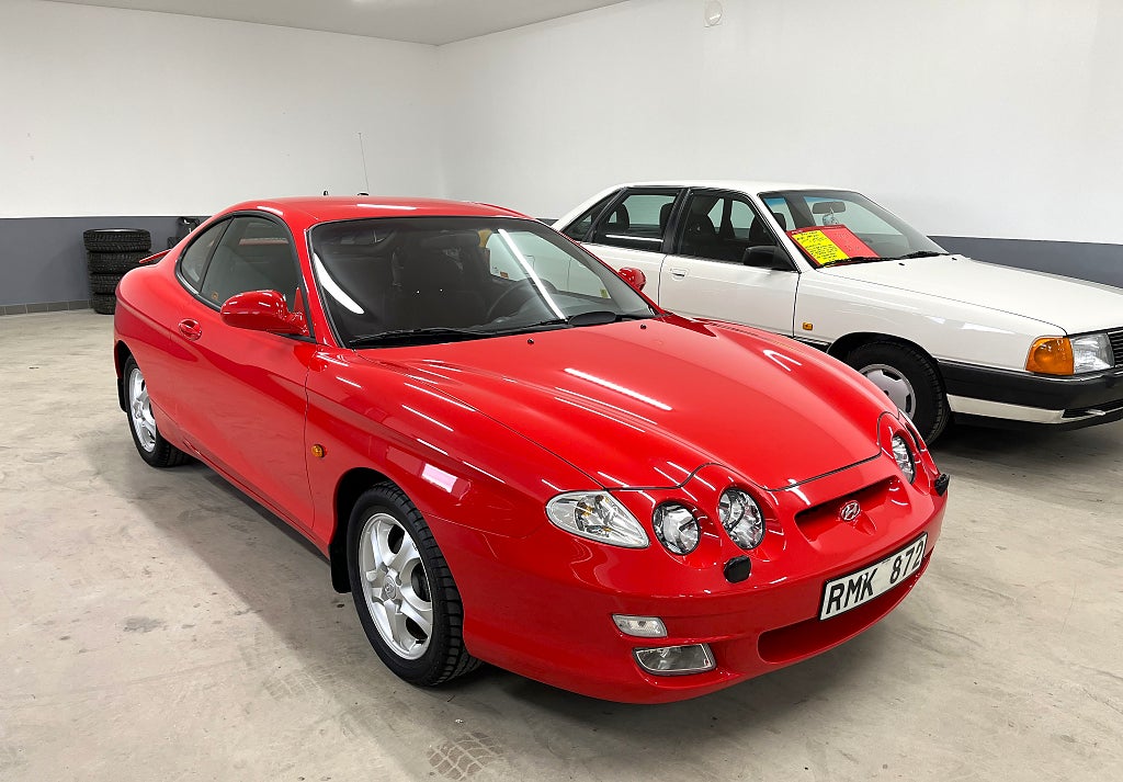Hyundai Coupé 2.0L 140Hk. OBS 575 MIL 1 Ägare. Nyskick