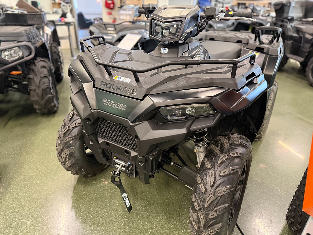 Polaris Sportsman 570 EPS Onyx Black 2024 DEMO! Inkl Plogpaket! ( Spara 