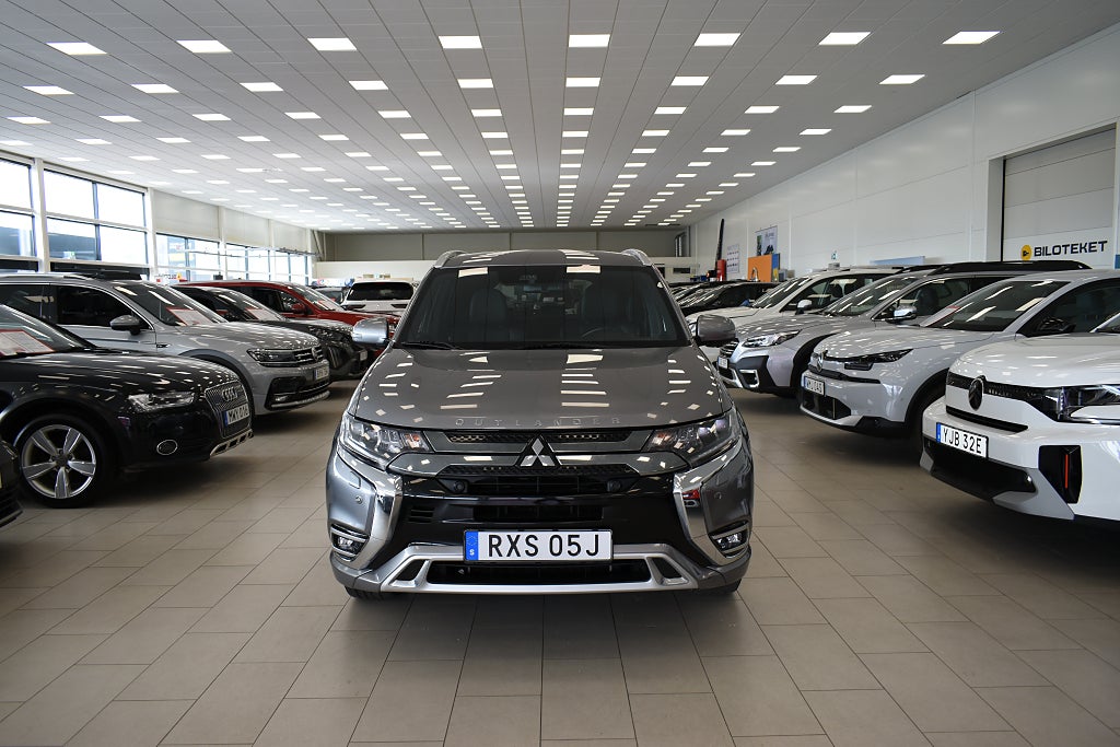 Mitsubishi Outlander PHEV Business X Automat