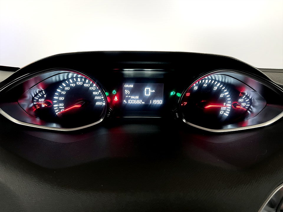 Bild på Peugeot 308 SW Active 1.2 PT 110hk KAMPANJRÄNTA 3,99%