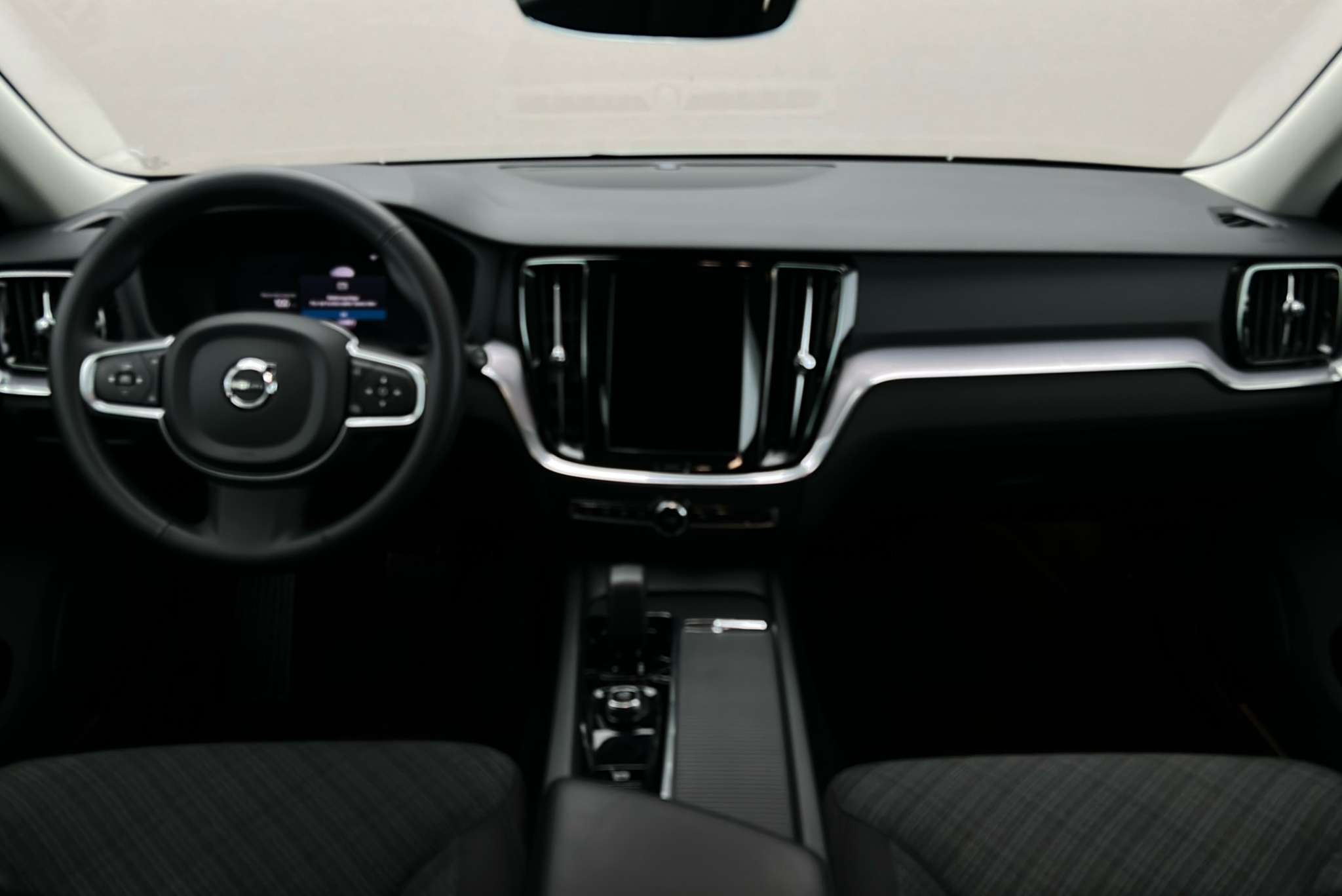 Volvo V60 B4 197hk Core 2024, bild 3/10