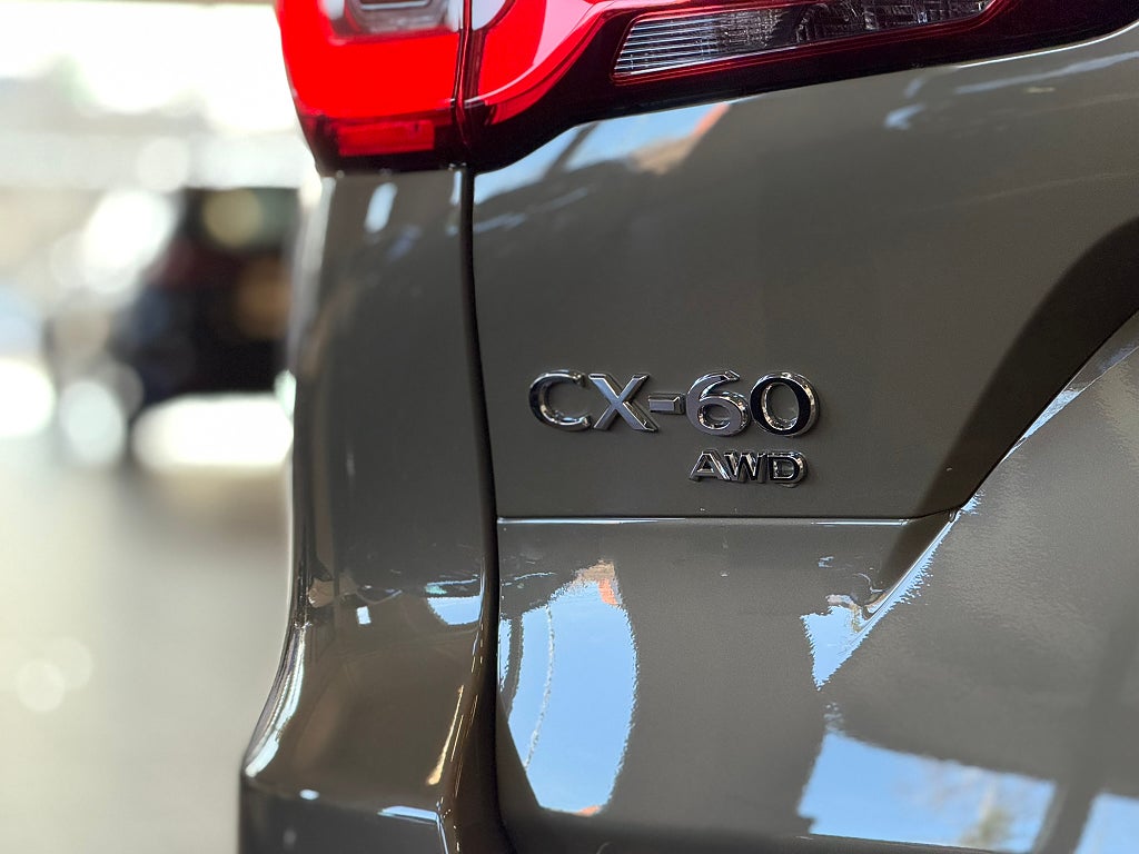 Mazda CX-60 PHEV AWD 327 hk Homura/ BOSE / 360-kamera / Rattvärme