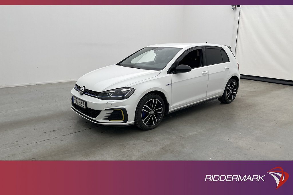 Volkswagen Golf GTE 204hk CarPlay Adaptiv-Fart Dragkrok