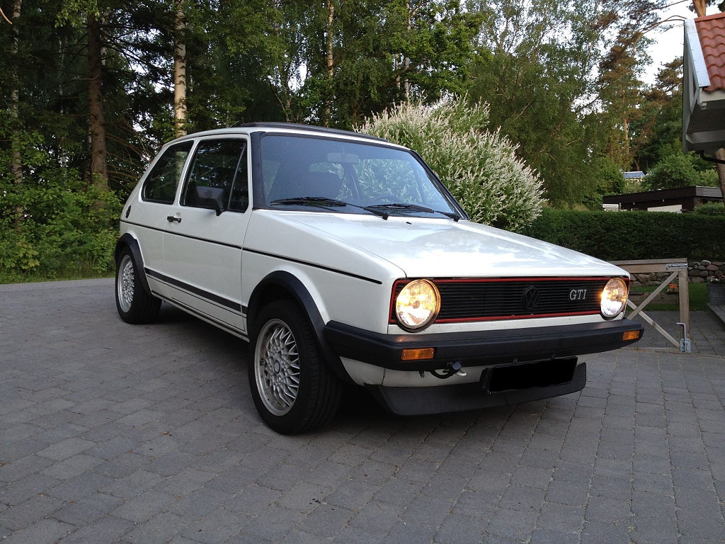 Volkswagen Golf GTI