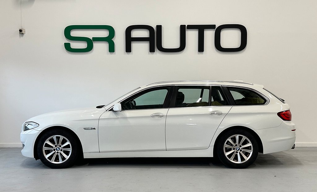 BMW 525 d xDrive Touring | Dragkrok | P-sensorer | 2-Ägare