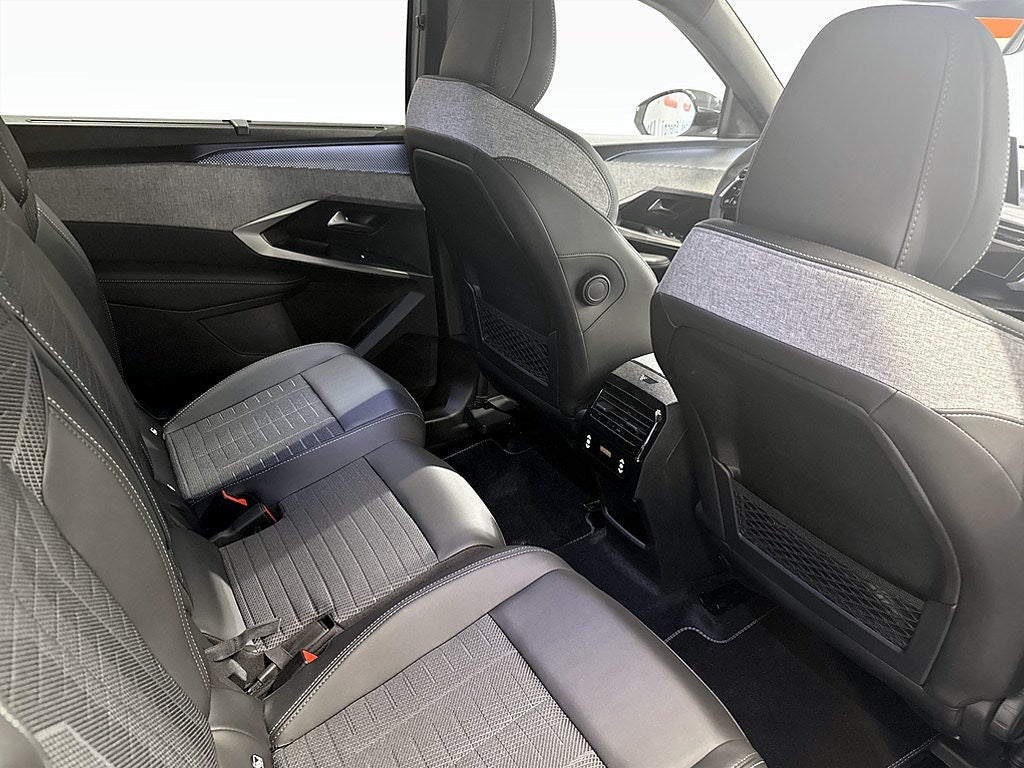 Bild på Peugeot 5008 GT Hybrid 145hk Aut - NYA VINTERHJUL INGÅR!