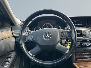 Mercedes-Benz E 350 CDI 4MATIC/Drag/MoK/SoV-Däck/Pano/Psens – bild 9