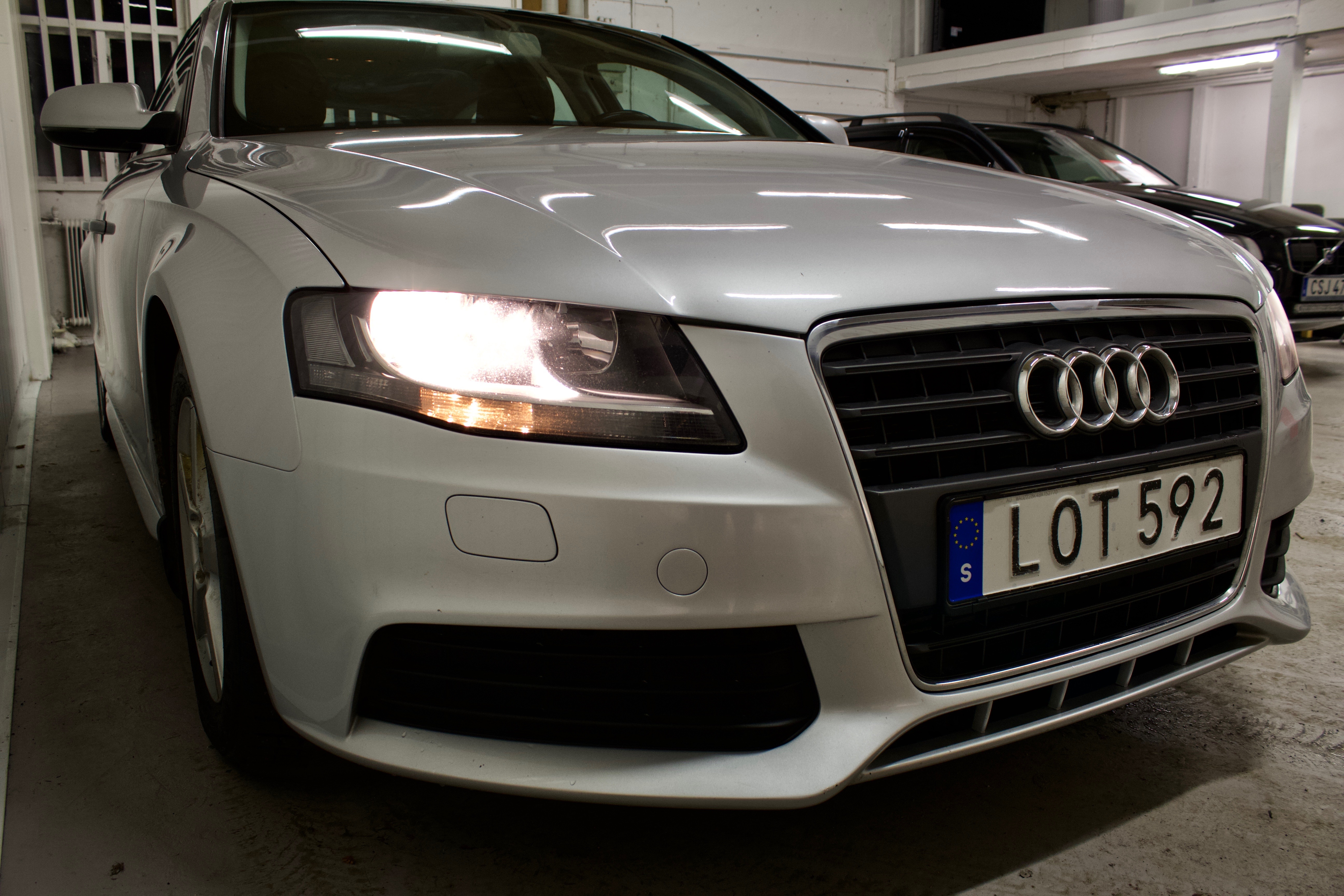 Audi A4 Avant 2.0 TDI 2011, bild 2/53