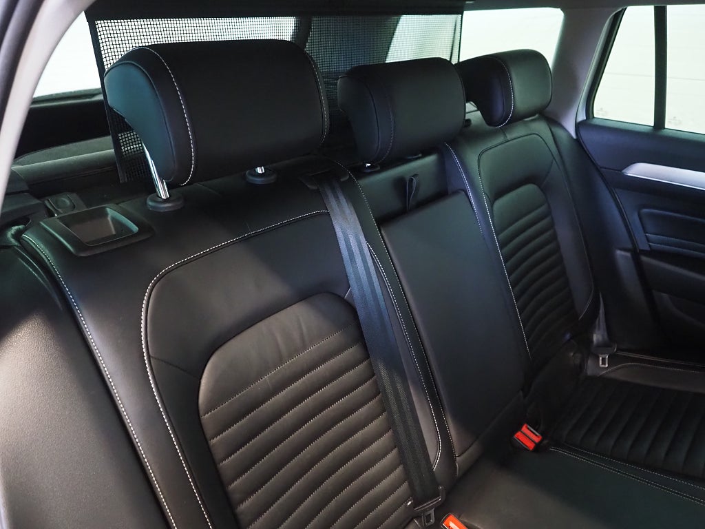 Volkswagen Passat Alltrack 2.0 TDI 4Motion Executive D-Värm Skinn Drag Navi IQ