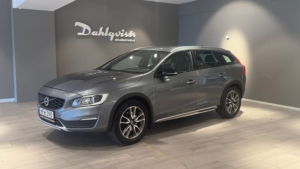 Volvo V60 Cross Country D4 190hk | Ny Kamrem V-hjul Dragk...