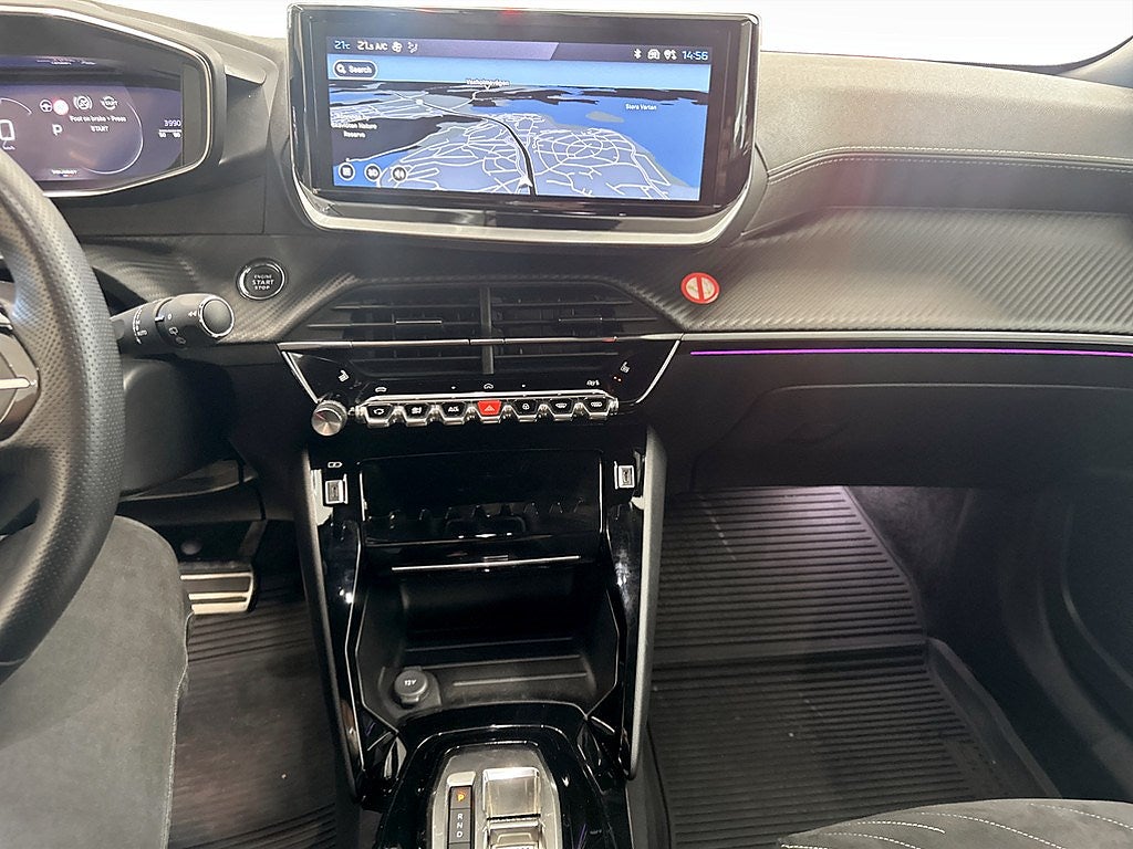 Bild på Peugeot 2008 GT 1.2 PT 130hk Aut - B-KAMERA, CARPLAY