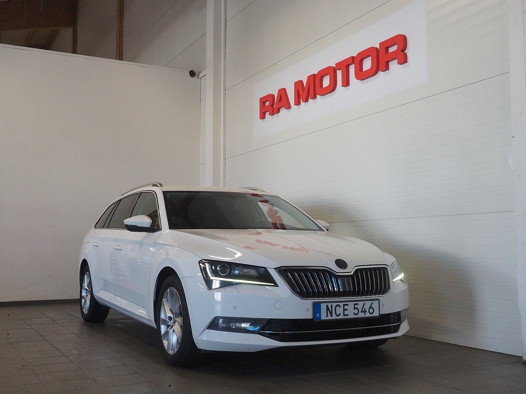 Skoda Superb Kombi 2.0 TDI Style | Drag | Kamera | ACC 2016