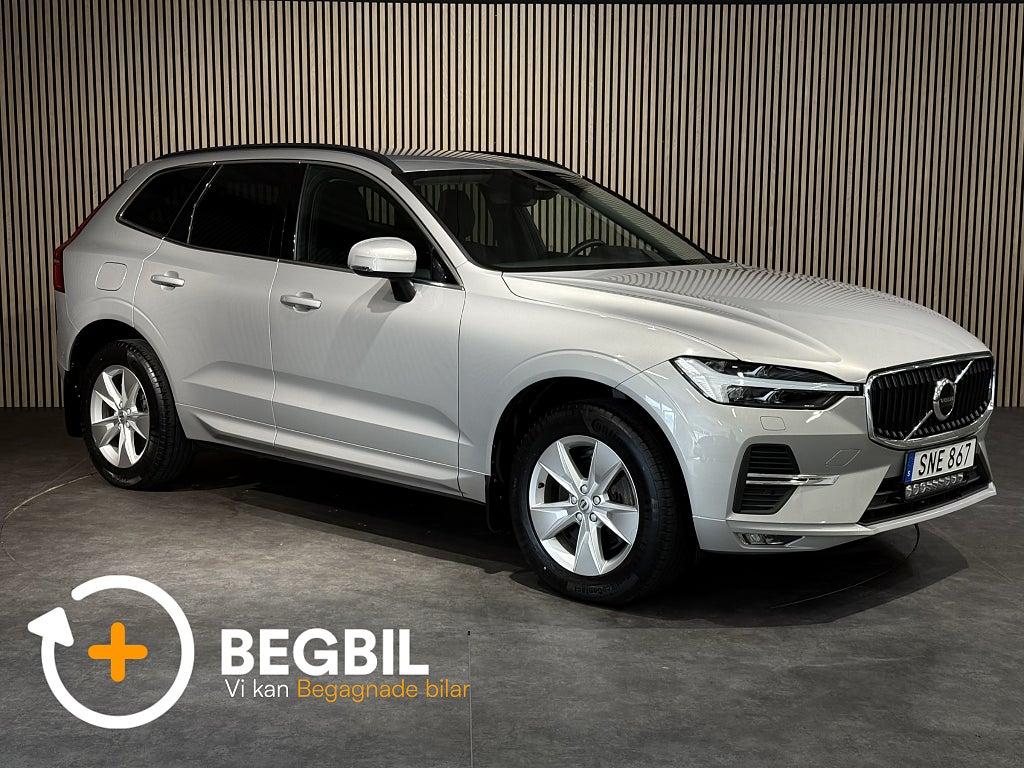 Volvo XC60 B4 AWD Momentum Advanced Edition II / Drag / Kamera /