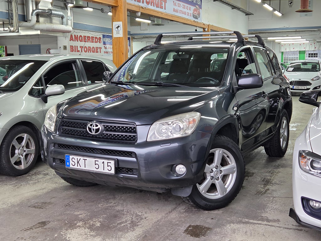 Toyota RAV4 2.0 VVT-i 4x4 Automat 0% Ränta
