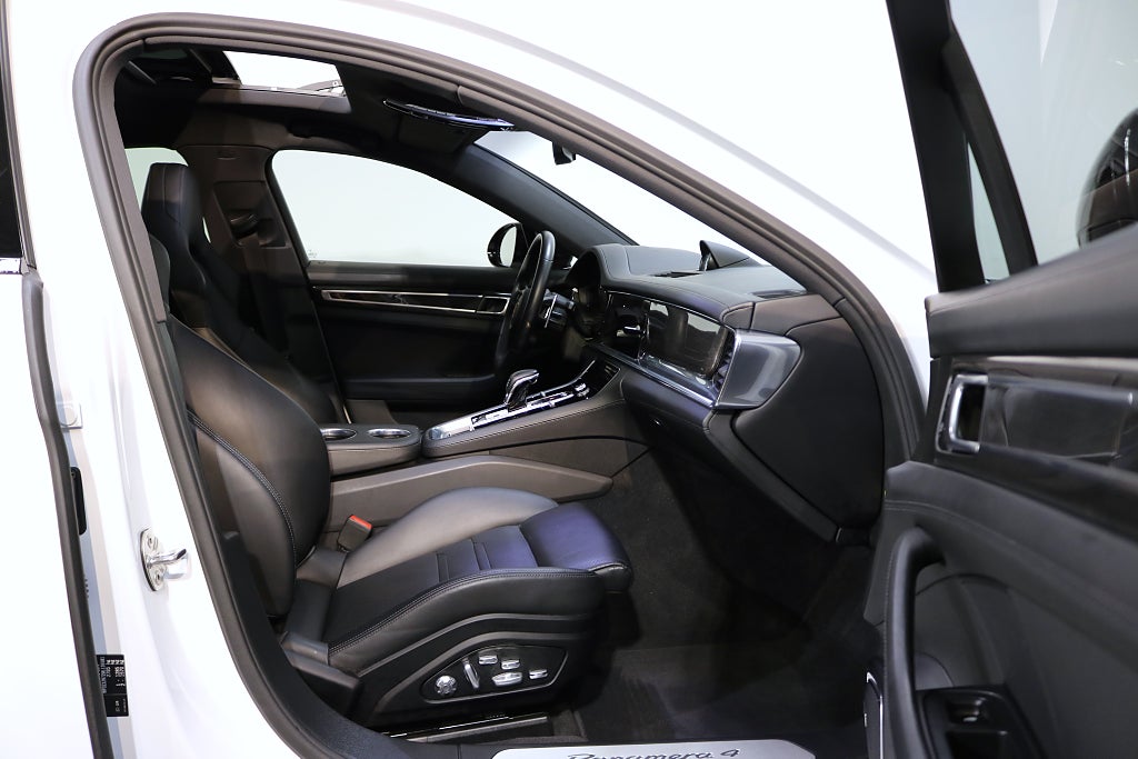 Porsche Panamera 2021 - miniatyr 15