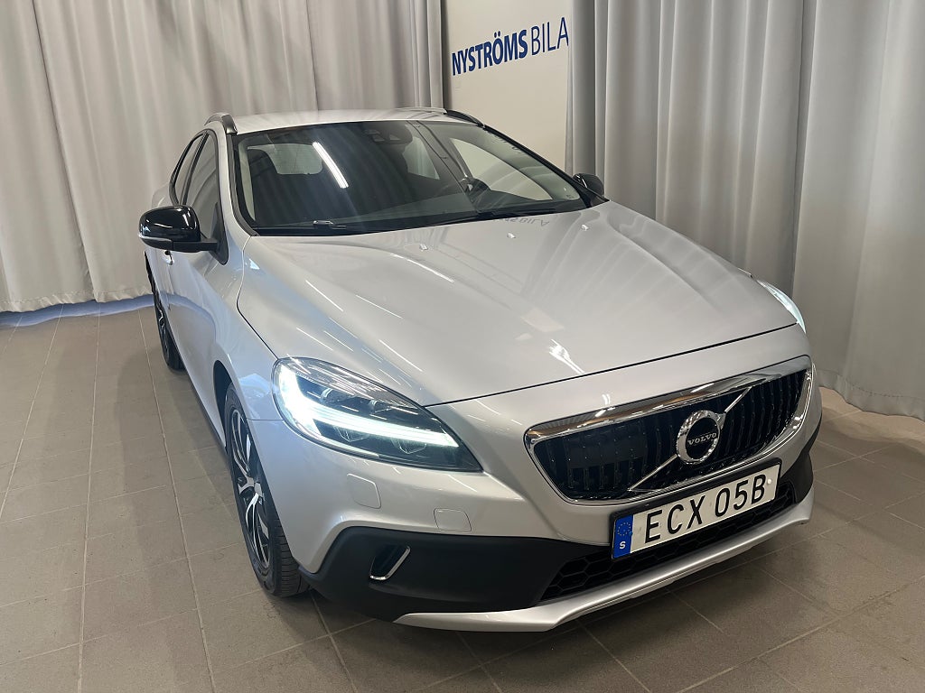 Volvo V40 Cross Country D3 Geartronic Pro Edition Drag VOC Backkamera thumbnail