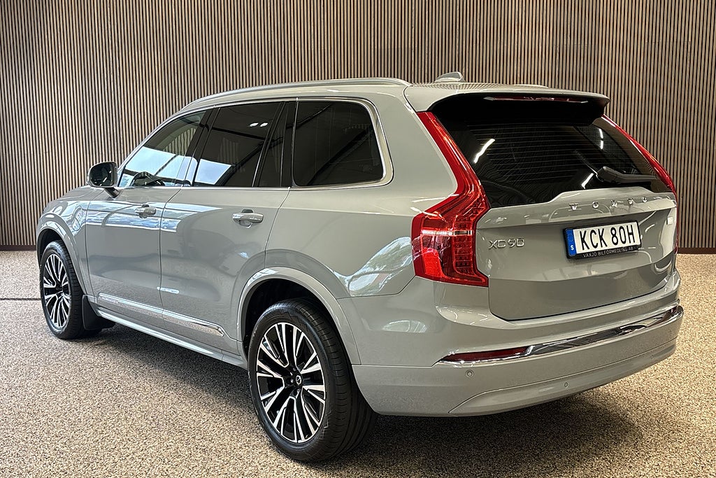 Volvo XC90 7-seater Recharge T8 AWD Geartronic Plus Bright