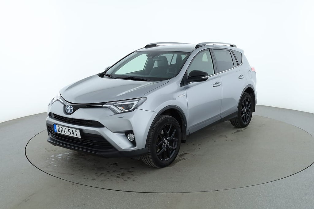 Toyota RAV4 Hybrid X-Edition AWD / Rattvärme, Dragkrok, Backkam...