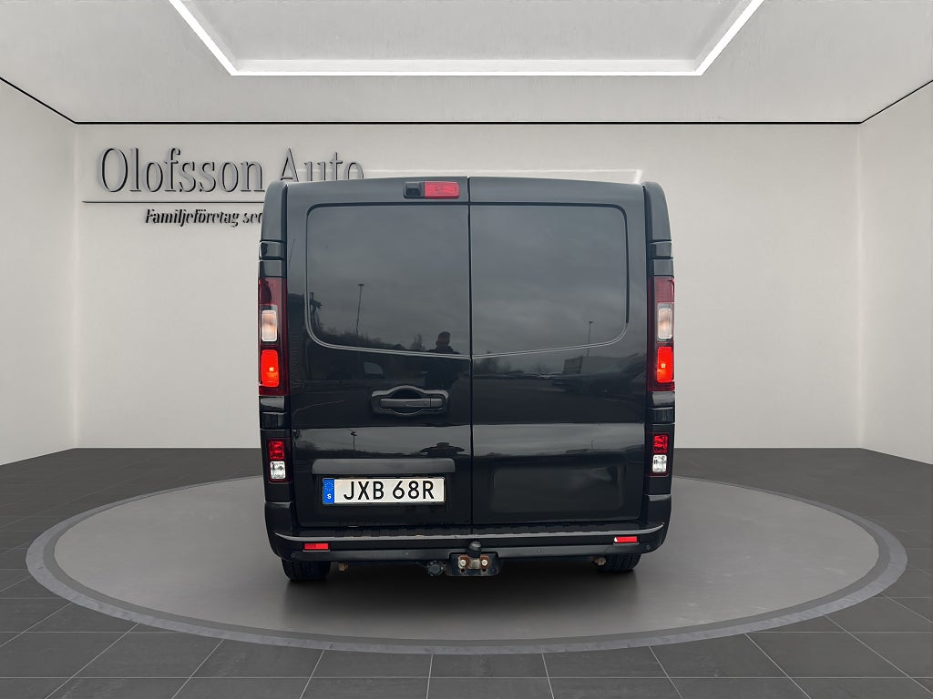 Renault trafic Skåpbil 3.0t 2.0 170hk dCi EDC  Racing Spirit - bild 2