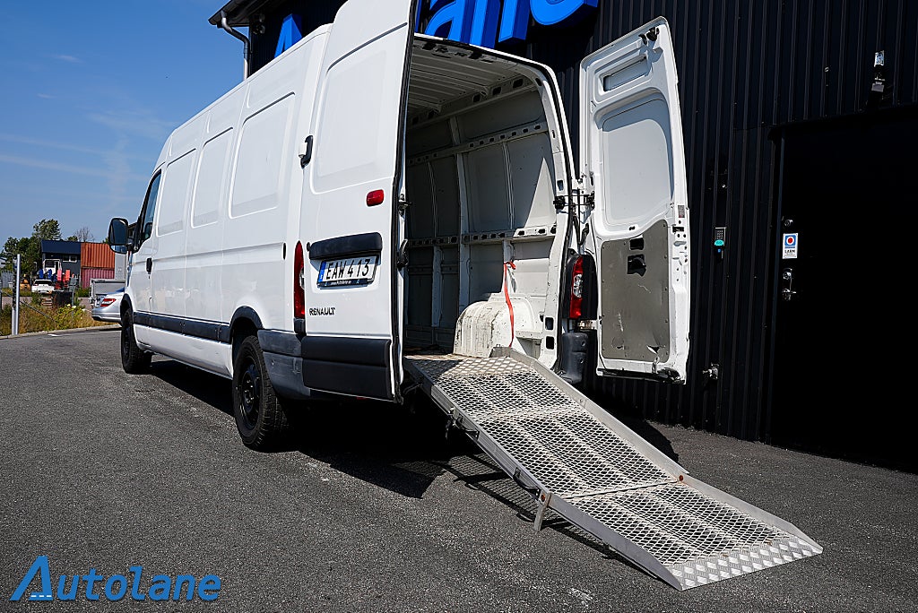Renault master 3.5 T 2.5 dCi, Lastramp, Stort skåp, 1 ägar 12 år 146hk