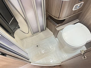 Husbil-integrerad Kabe TM I 760 LGB 24 av 31